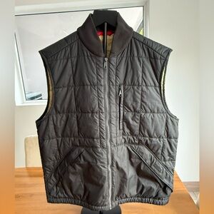 Woolrich Men's Dark Gray Quilted Vest